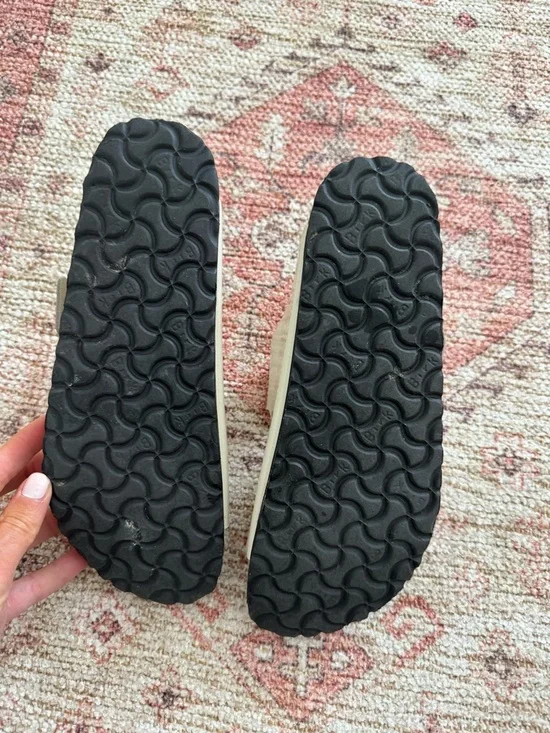 Birkenstock Arizona Big Buckle Ivory Sandals 39 🤍 - Picture 3 of 5